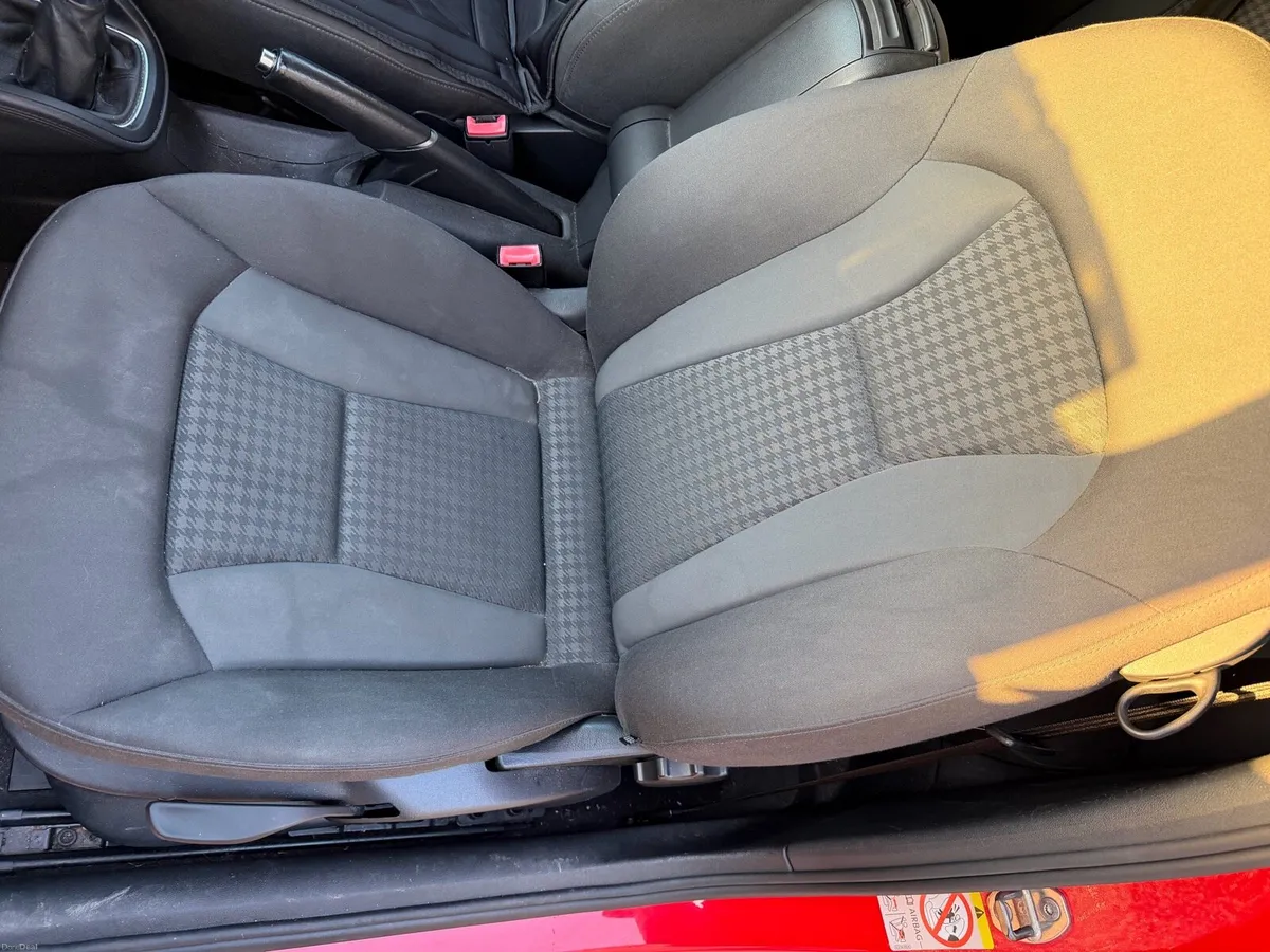 Car - Image 6