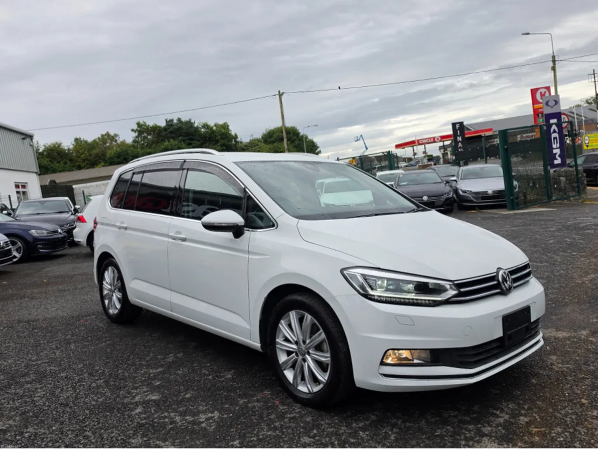 Volkswagen Touran 1.4 TSI AUTOMATIC - CARPLAY - AN - Image 4