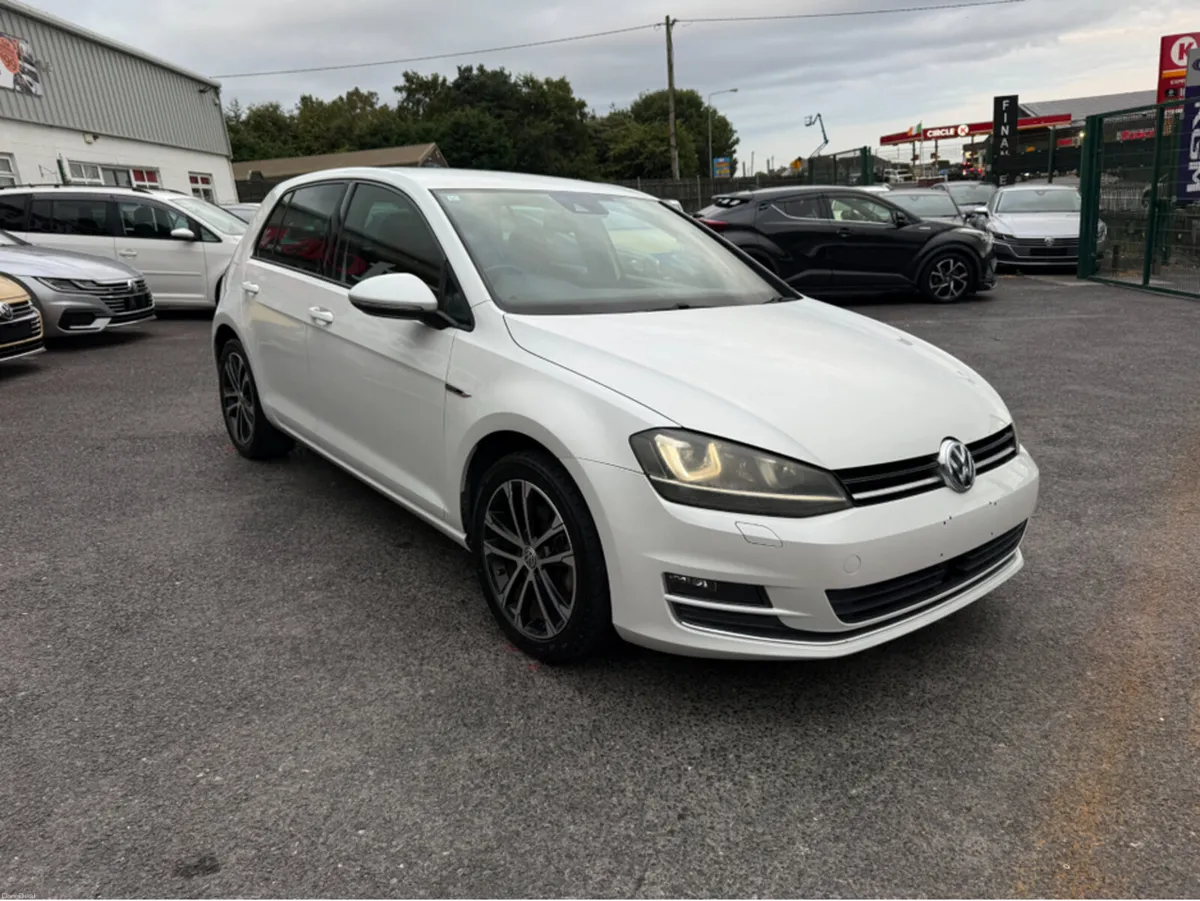 Volkswagen Golf 1.4 TSI AUTOMATIC MILANO EDITION - - Image 3