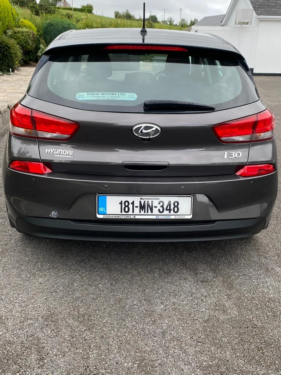 2018 Hyundai i30 Deluxe 1.6 CRDi Diesel Manual - Image 6