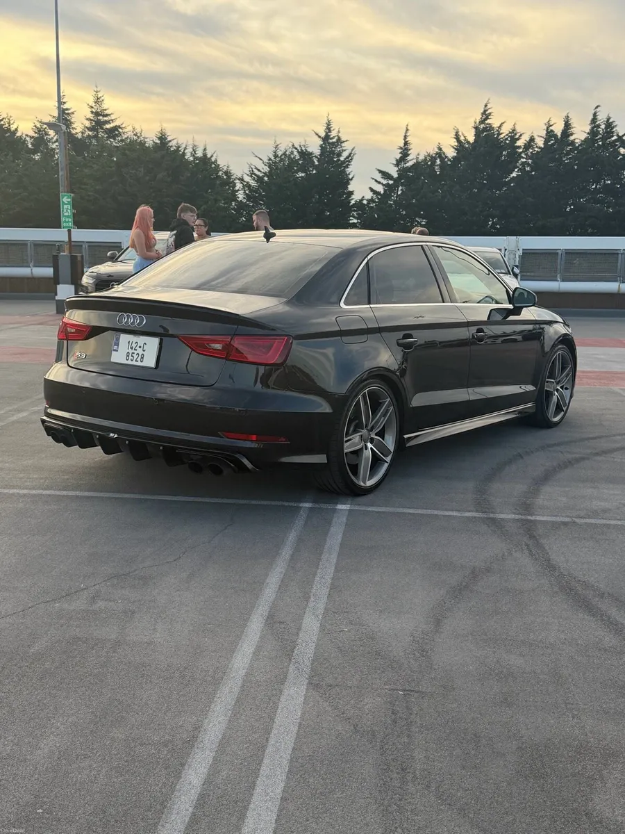 Audi S3 Panther Black - Image 3