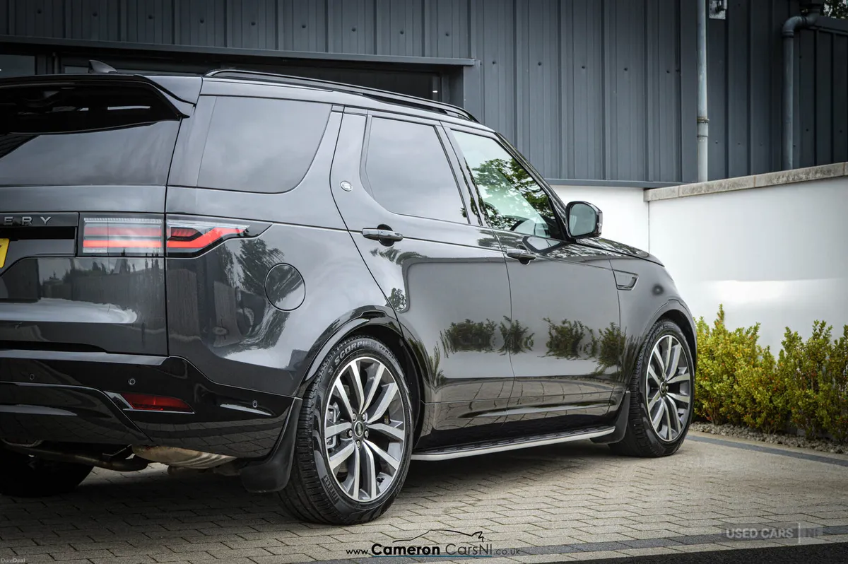 Land Rover Discovery DIESEL SW - Image 3