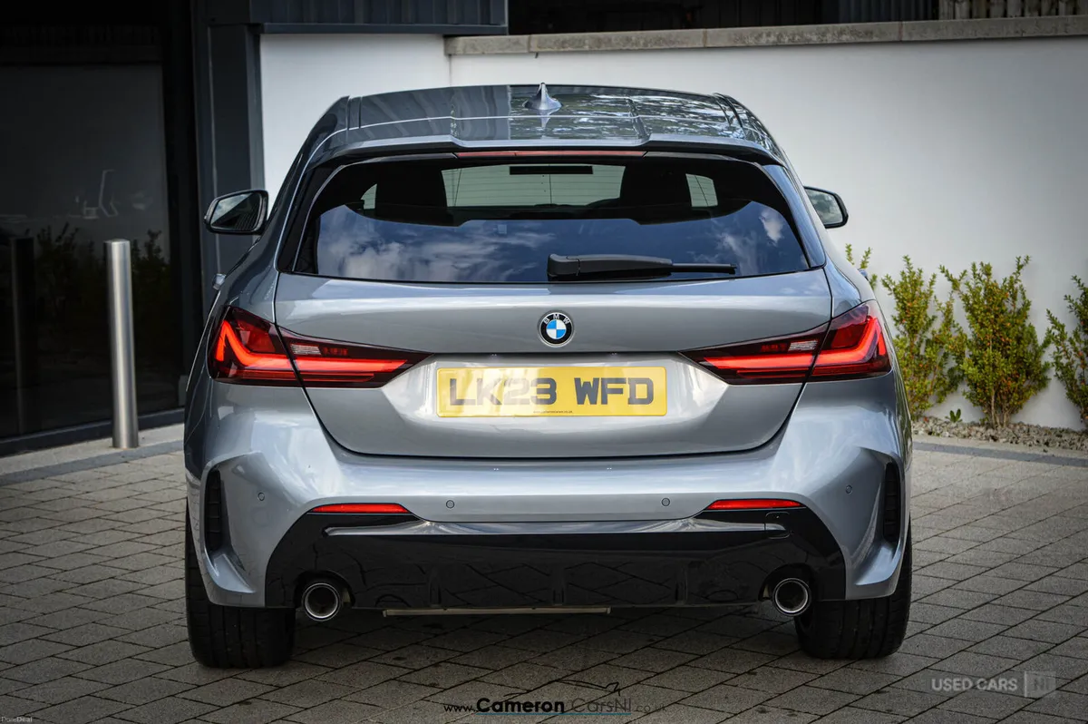 BMW 1-Series DIESEL HATCHBACK - Image 6