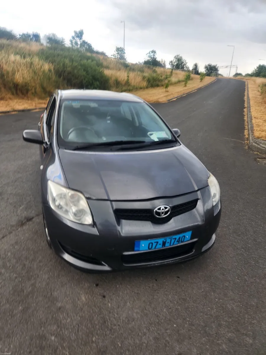 Toyota Auris 2007 - Image 1
