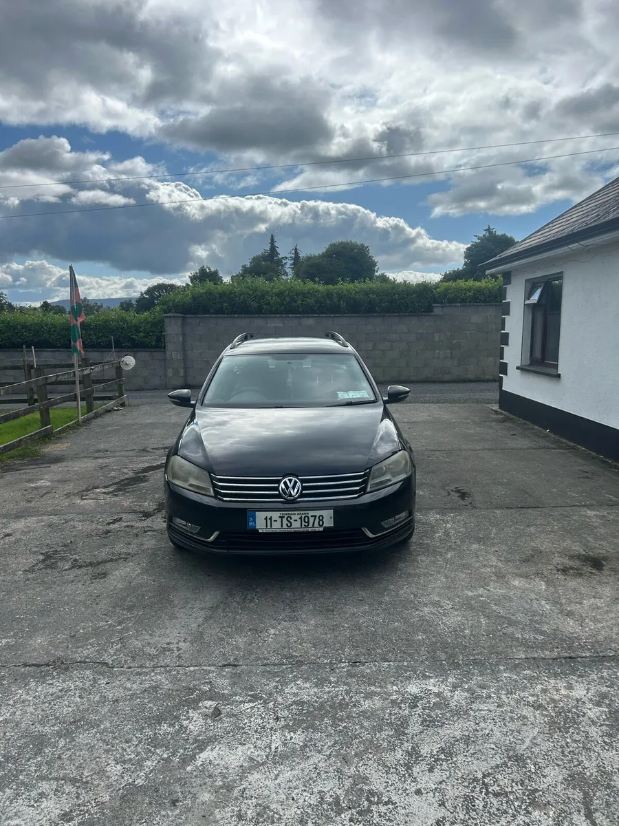 Volkswagen Passat Estate - Image 1
