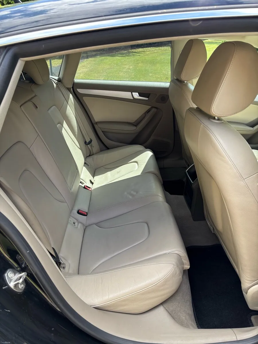 Audi A5 2.0 TDI Automatic S-Line - Image 6