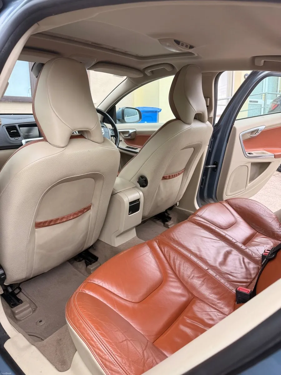 Volvo S60 2011 - Image 5