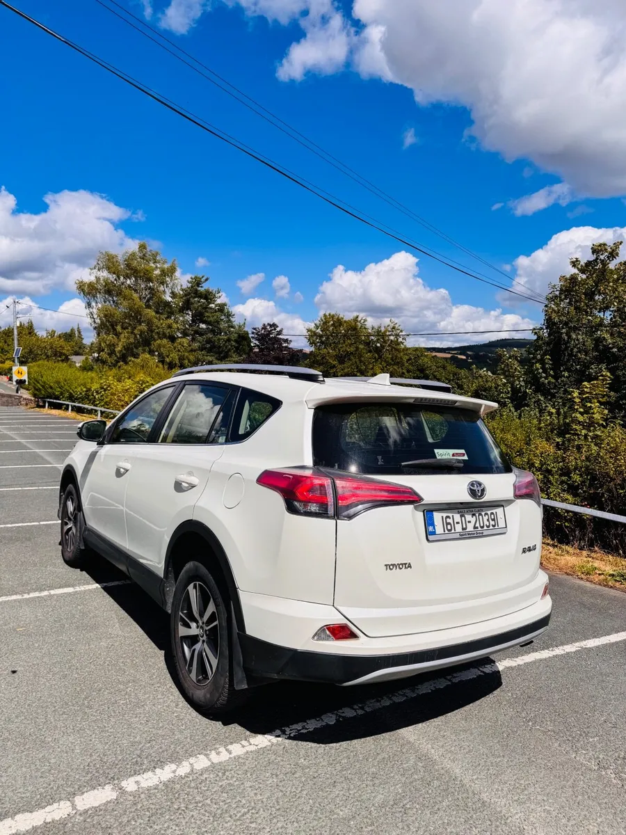 Toyota RAV4 2016 Full Toyota service history - Image 4