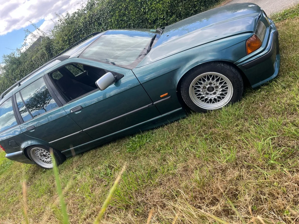 BMW e36 323i touring - Image 4