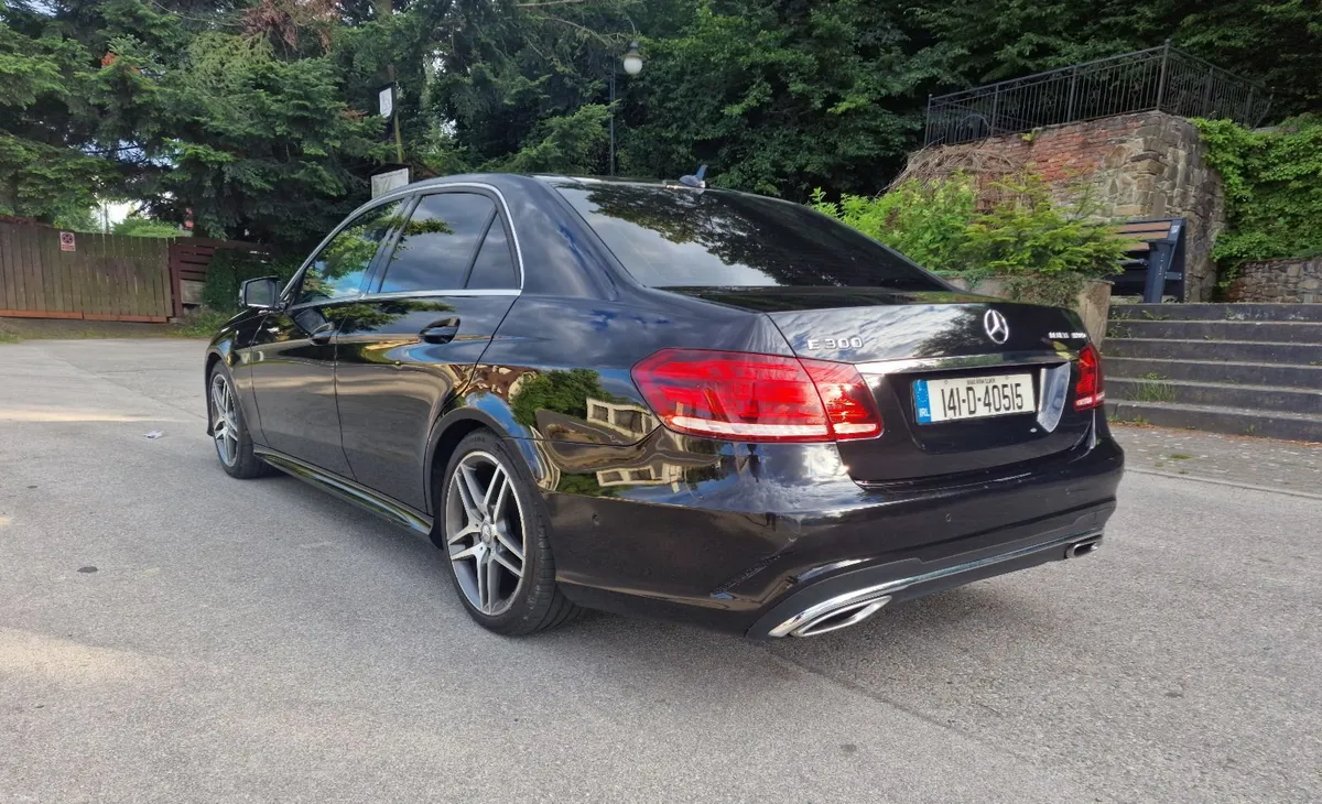 Mercedes-Benz E-Class 2014 - Image 5