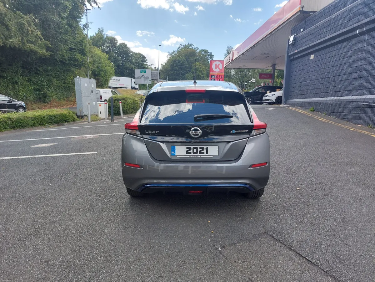 Nissan Leaf 2021 - Image 6