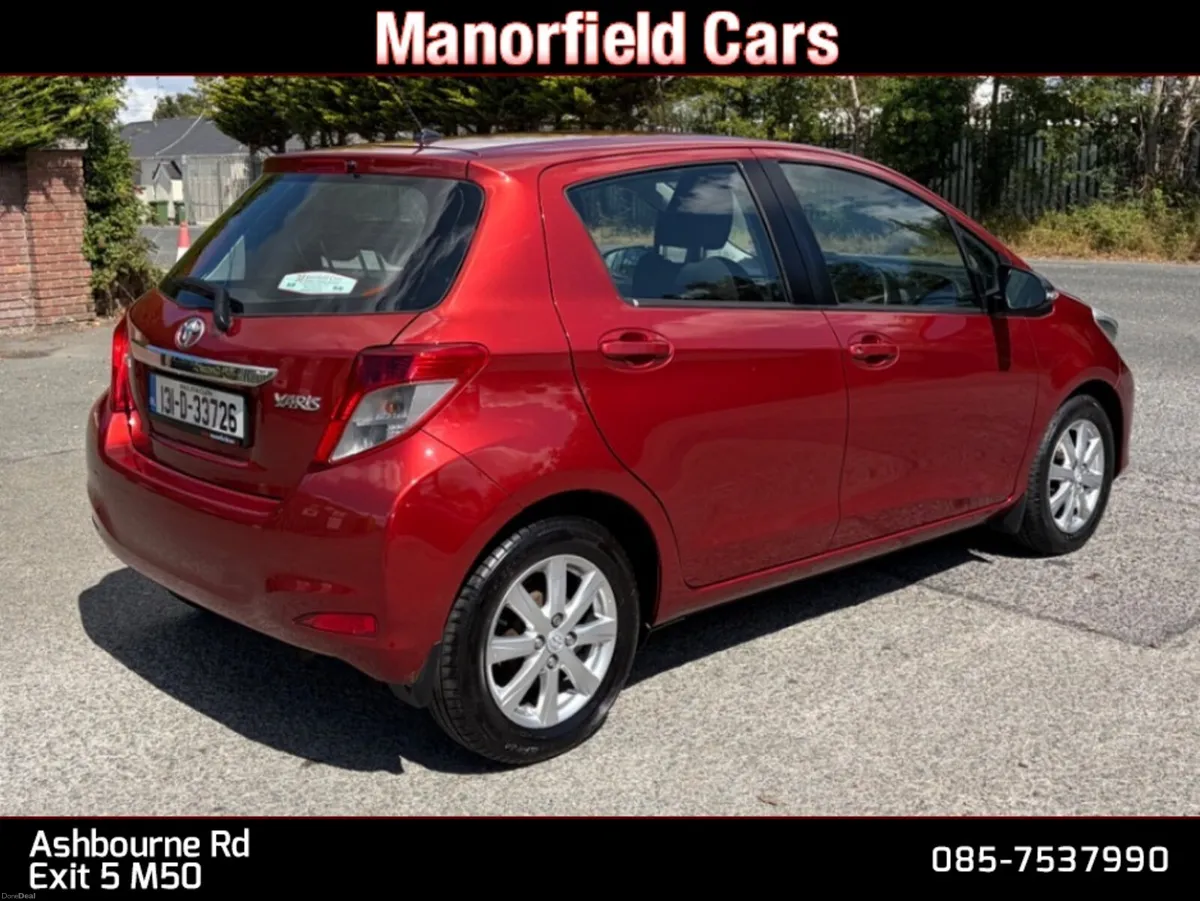 2013 131 Toyota Yaris TR 1.3 Petrol 5dr Hatchback - Image 4