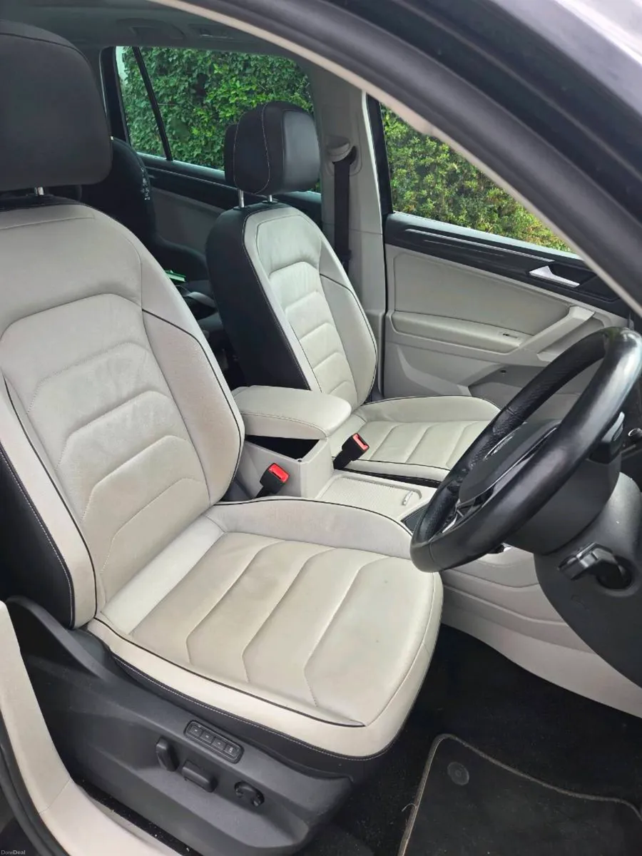 Volkswagen Tiguan R Line - Image 5