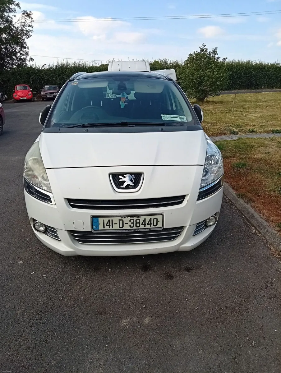 Peugeot 5008 2014 - Image 1