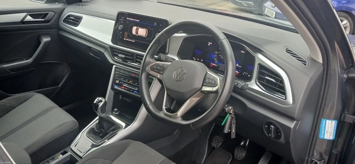 Volkswagen T-Roc 2.0 TDI M6F 116BHP  **2 SEATER, R - Image 3