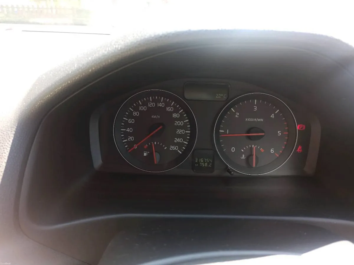 Volvo s40 1.6 D 2008 €1500 - Image 4
