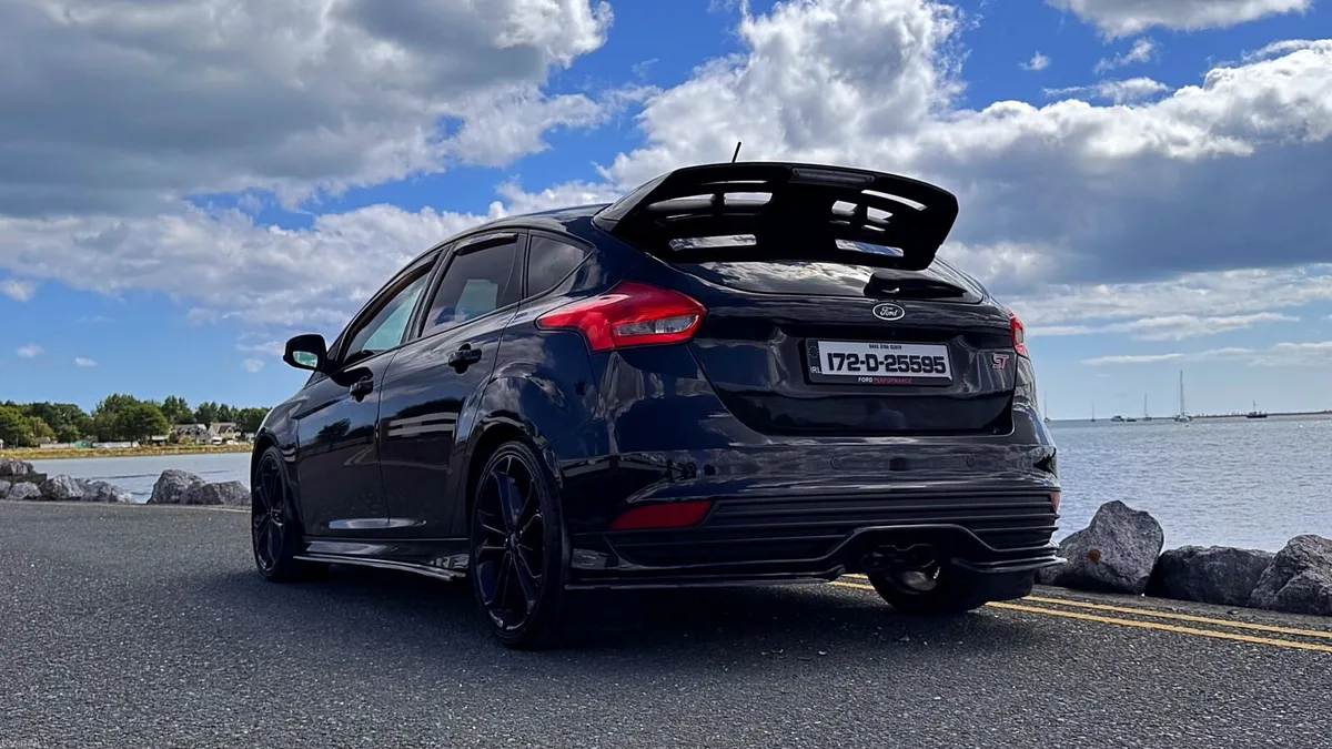 Ford Focus ST-3 Petrol - Image 2
