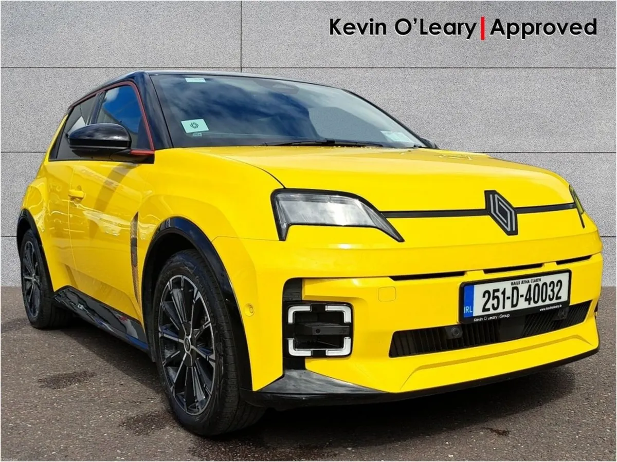 Renault 5 iconic 52kWh 150hp - Image 1
