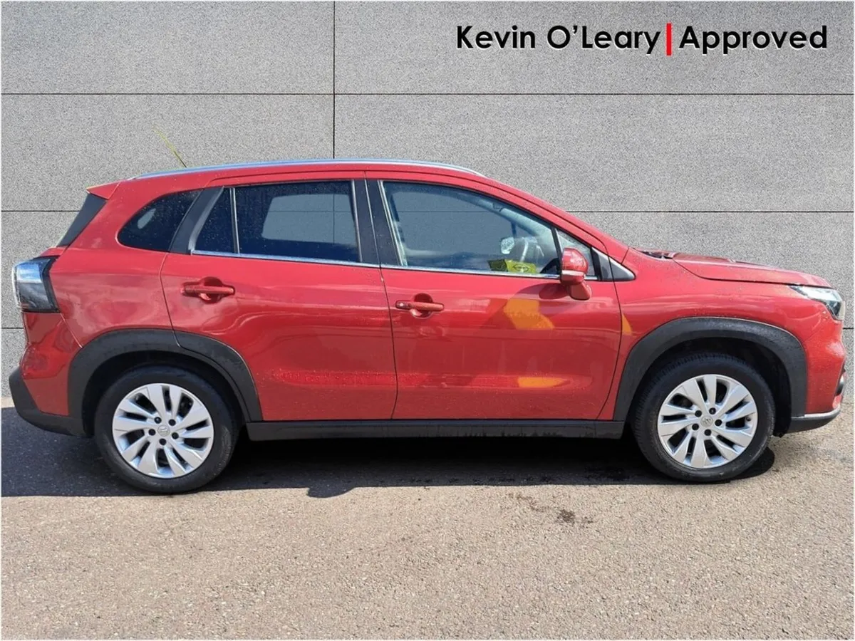Suzuki S-CROSS 1.4 Hybrid Motion - Image 6