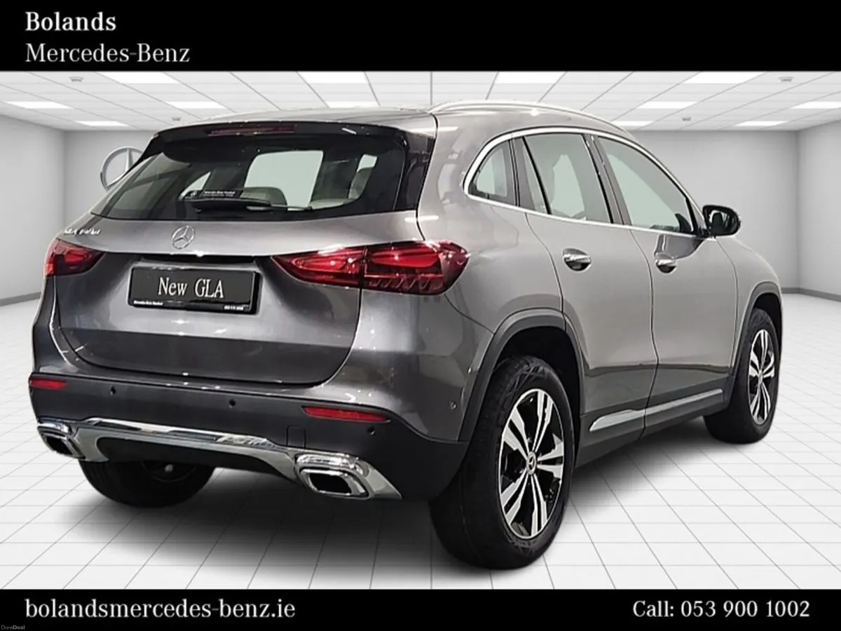 Mercedes-Benz GLA 200D Progressive Plus - Image 4