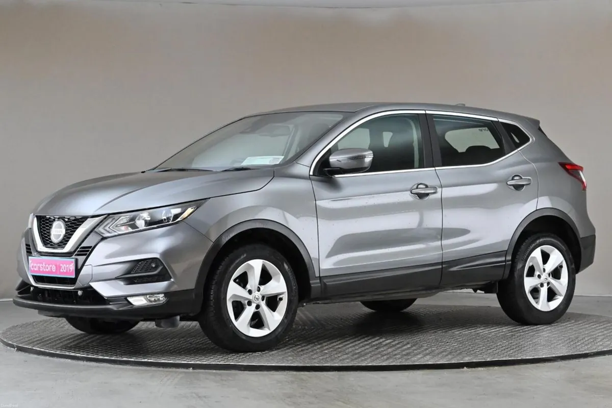 Nissan Qashqai 1.5 DCI ACENTA PREMIUM 6SPD - Image 4