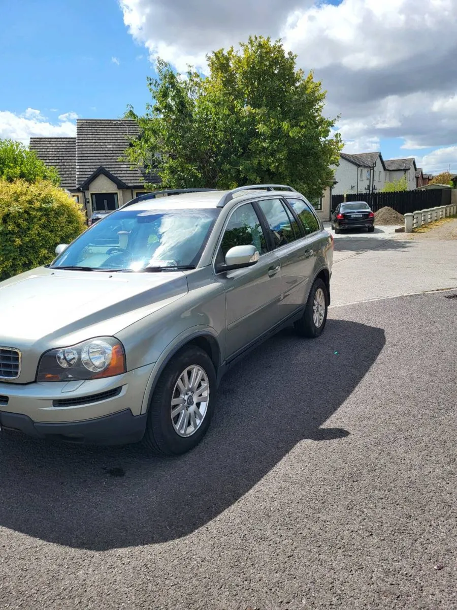 Volvo xc90 - Image 2