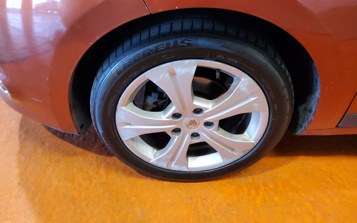 Renault Megane 2010 - Image 5