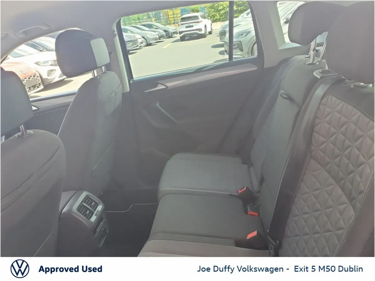 Volkswagen Tiguan LIFE 2.0 TDI 122HP MANUAL - Image 6