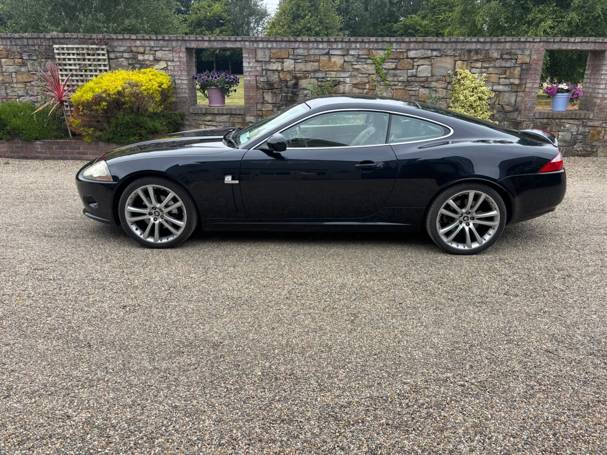 2006 Jaguar XK8 4.2 ltr V8 - Image 5