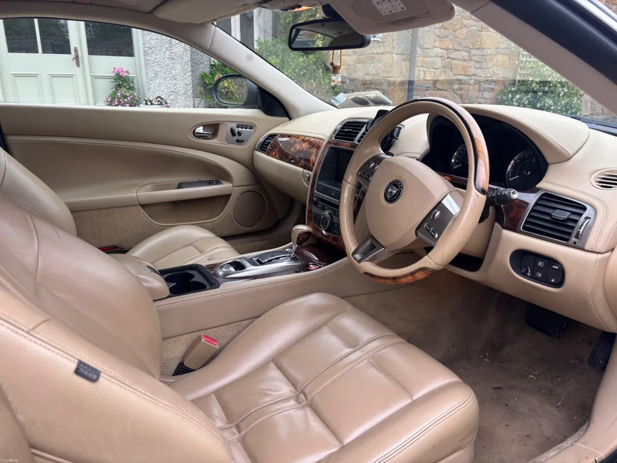2006 Jaguar XK - Image 6
