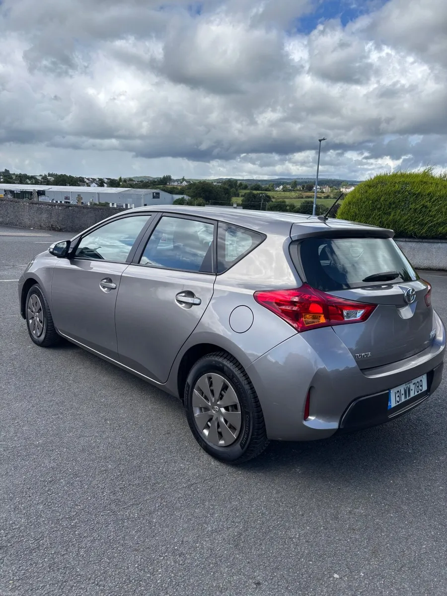 Toyota Auris 2013 1.4 D4D - Image 4