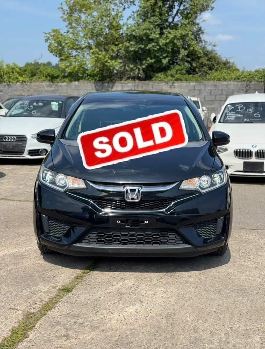 HONDA FIT 1.5 HYBRID AUTO 2015 2 Keys - Image 1