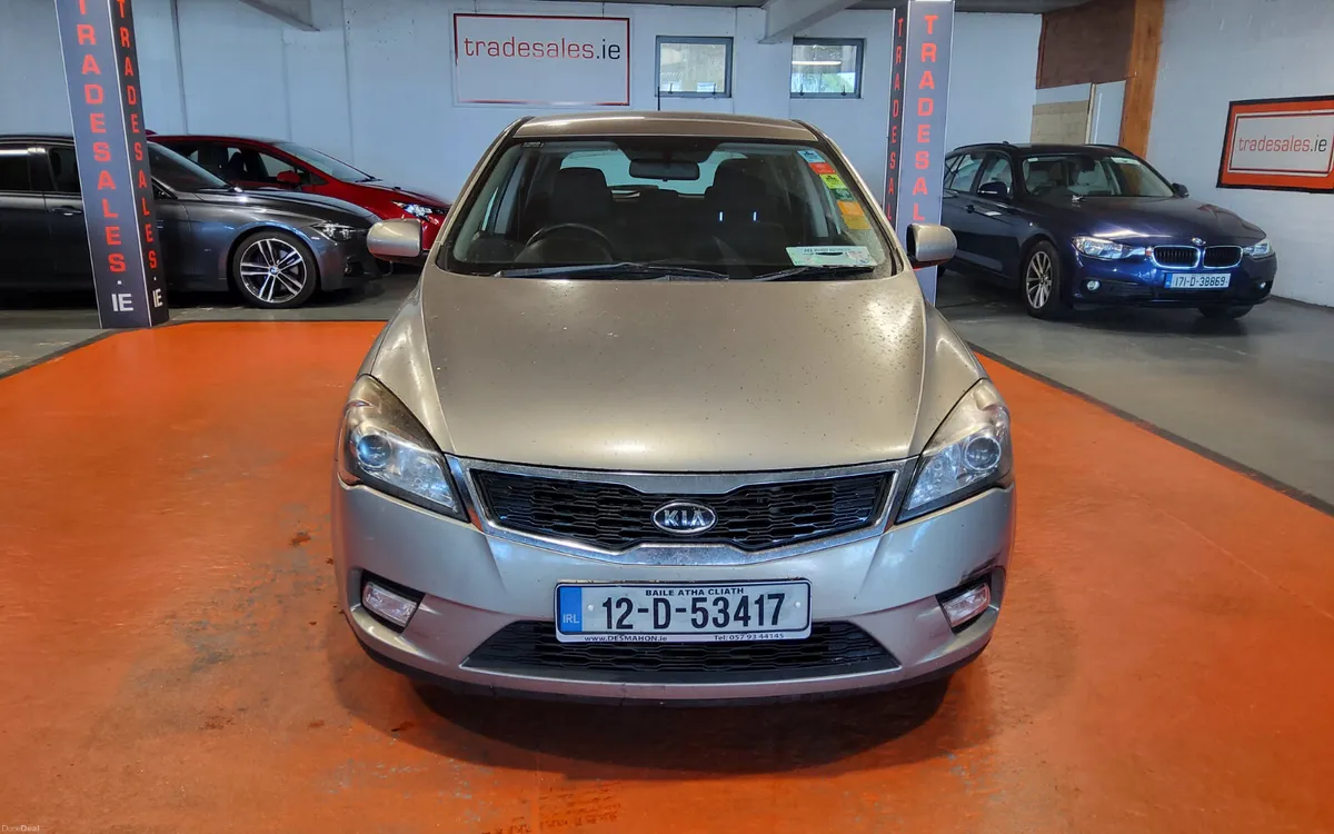 Kia Ceed 2012 - Image 2