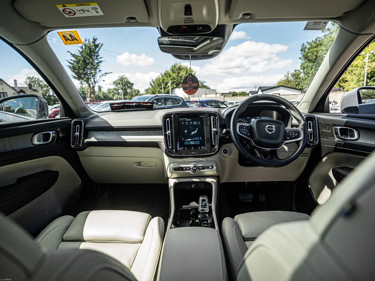 2021 Volvo XC40 Hybrid/FSH/1 Owner/1yr Warranty - Image 5