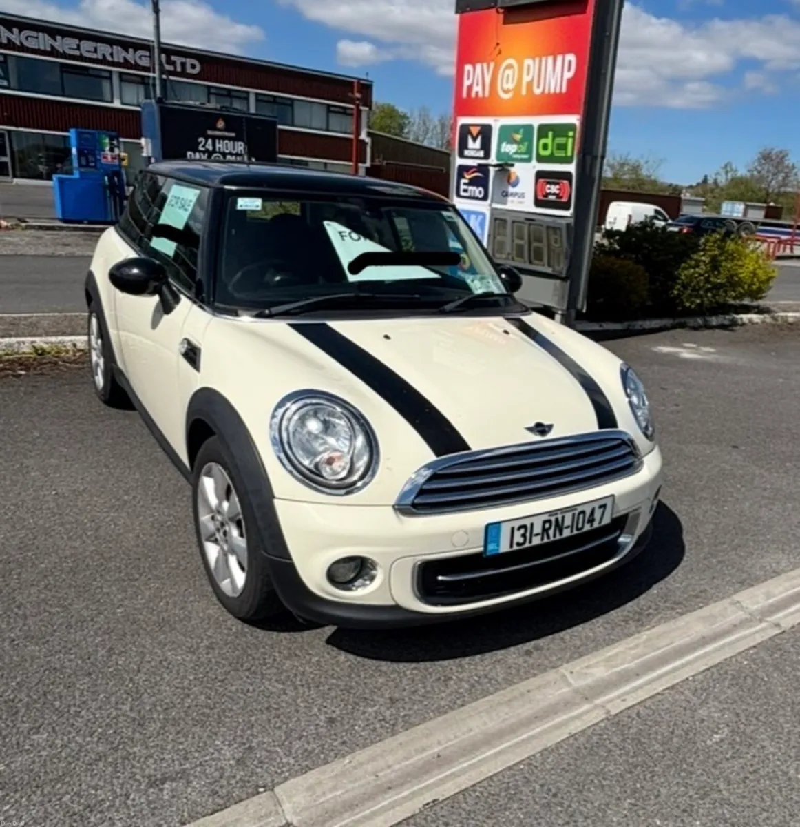2013 Mini Cooper 1.6L petrol *LOW KM* - Image 1