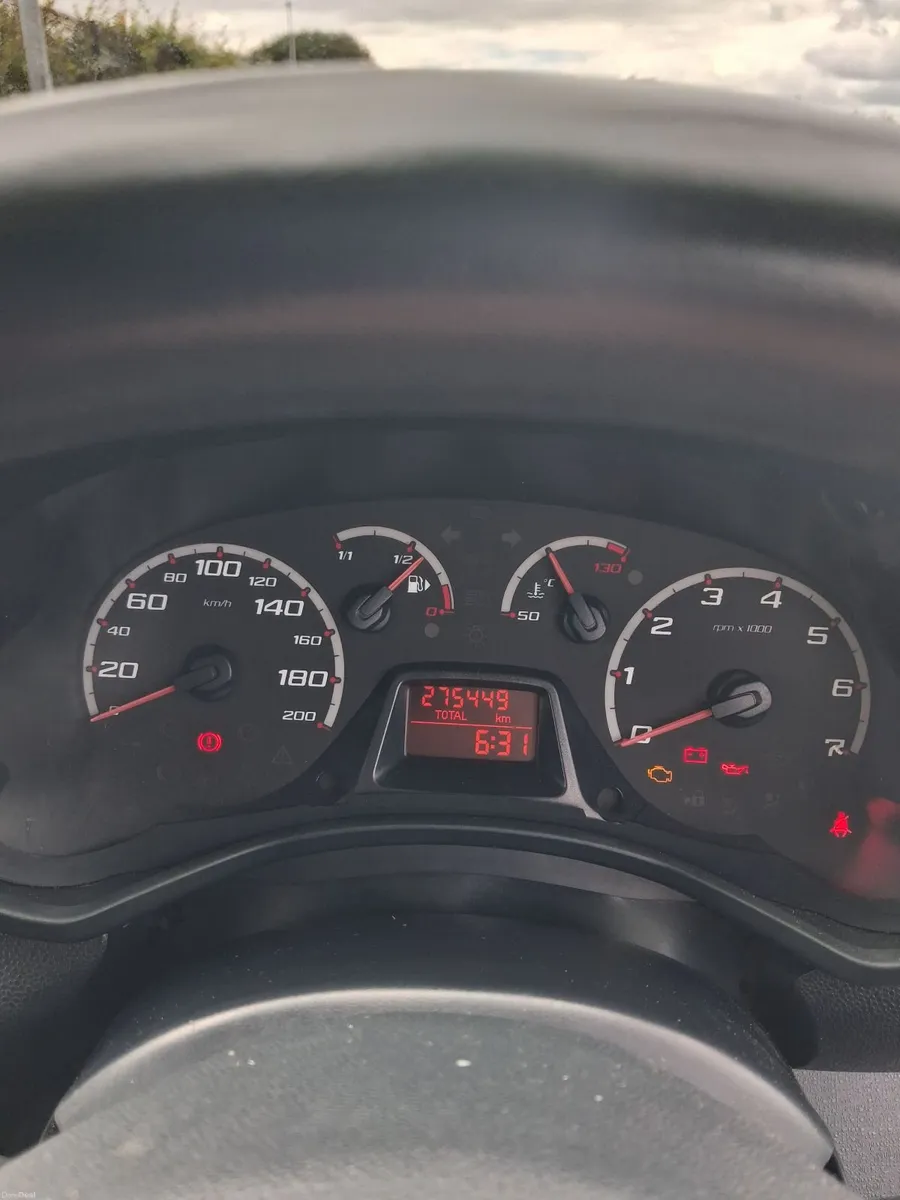Ford KA 2010 - Image 5