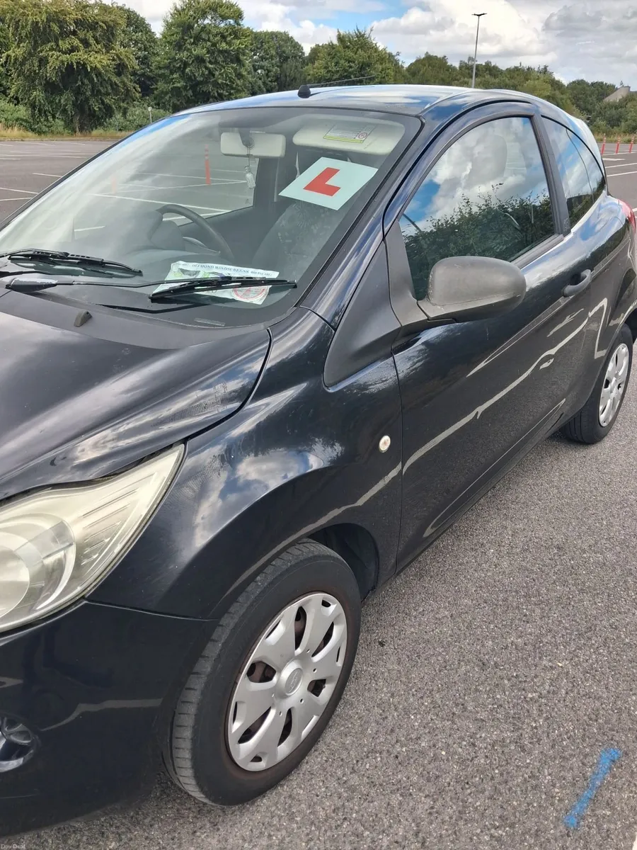 Ford KA 2010 - Image 2