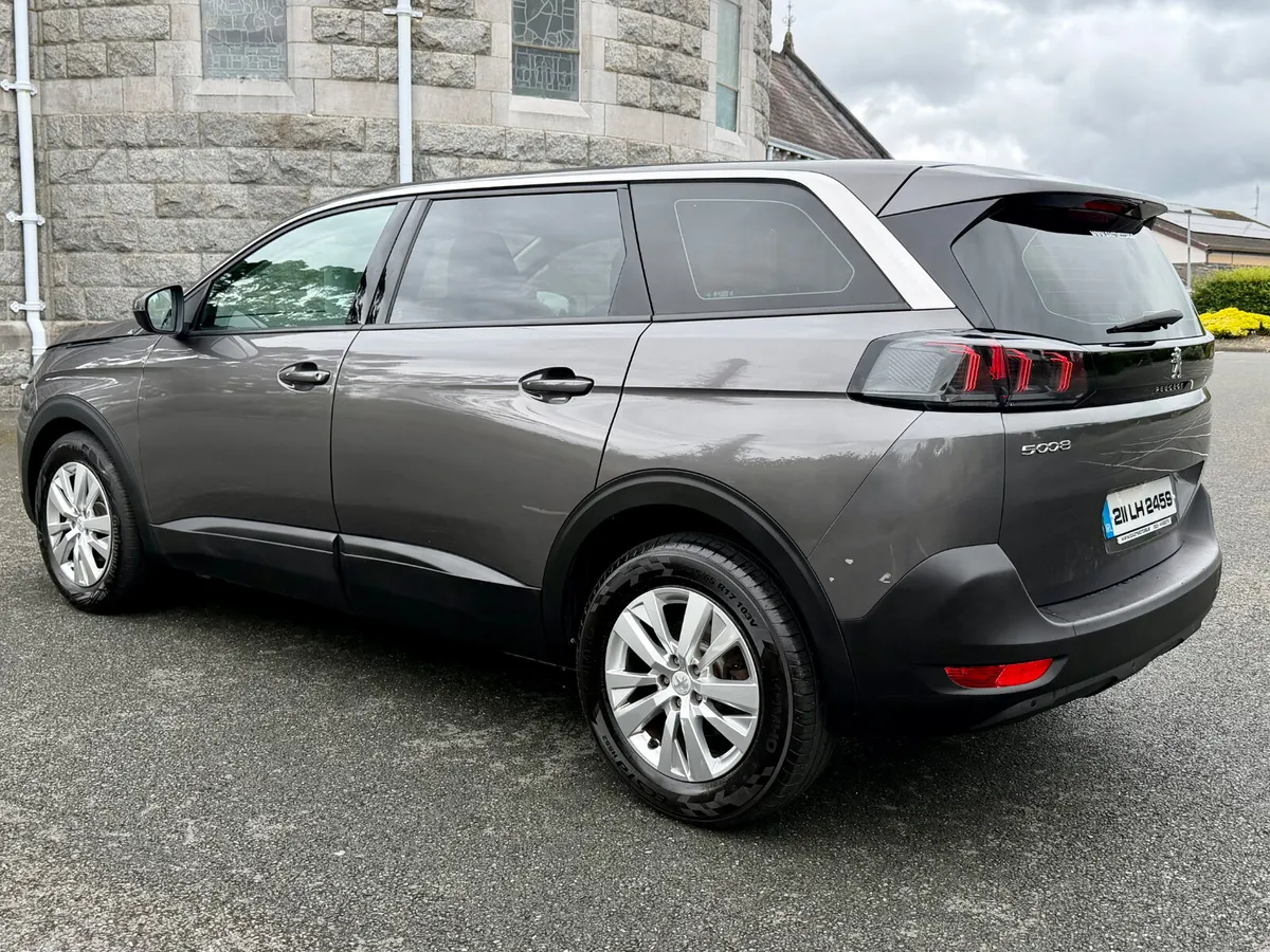 2021 Peugeot 5008 1.5 DIESEL 7 SEATER - Image 4