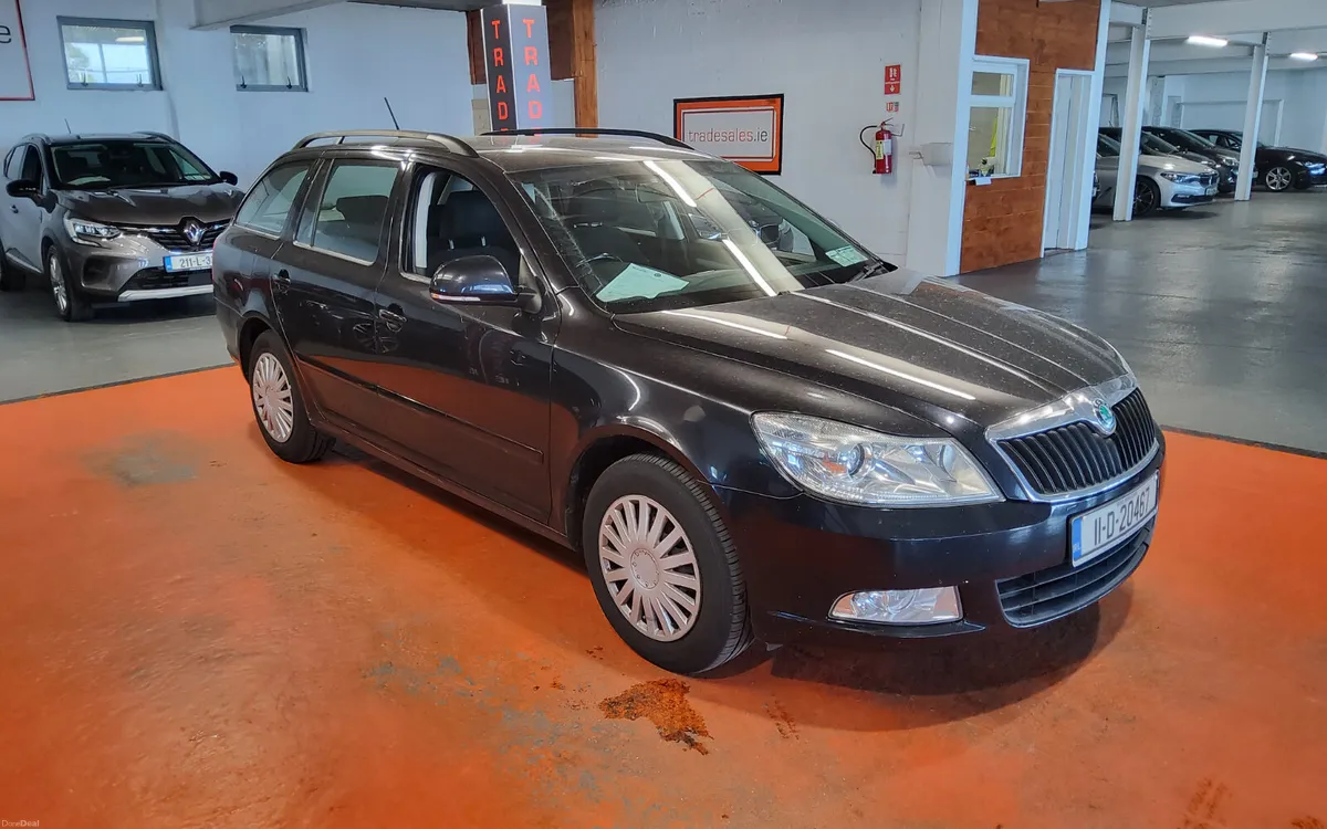 Skoda Octavia 2011 - Image 1
