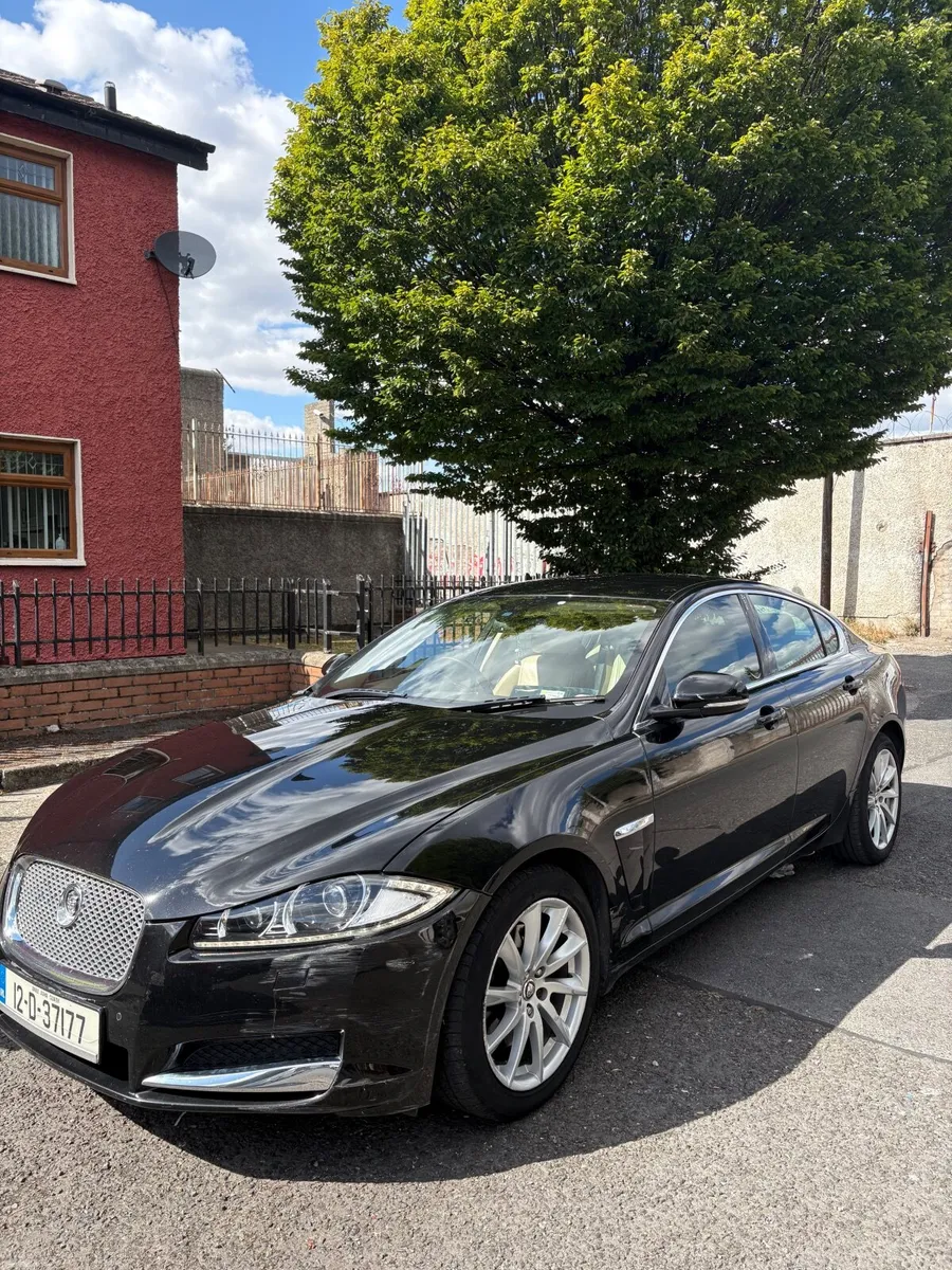 Jaguar XF 2012 - Image 5