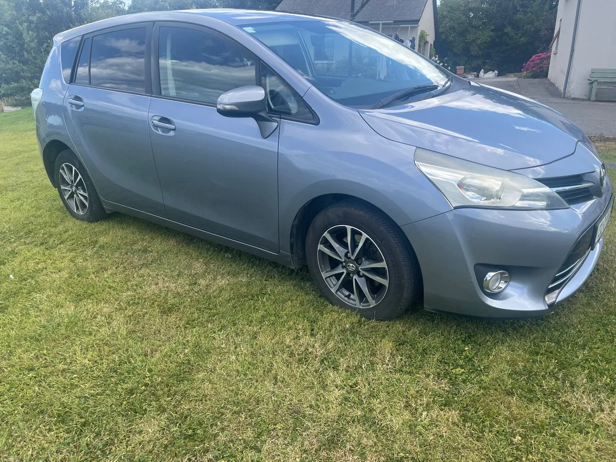 Toyota Verso 2013 - Image 1