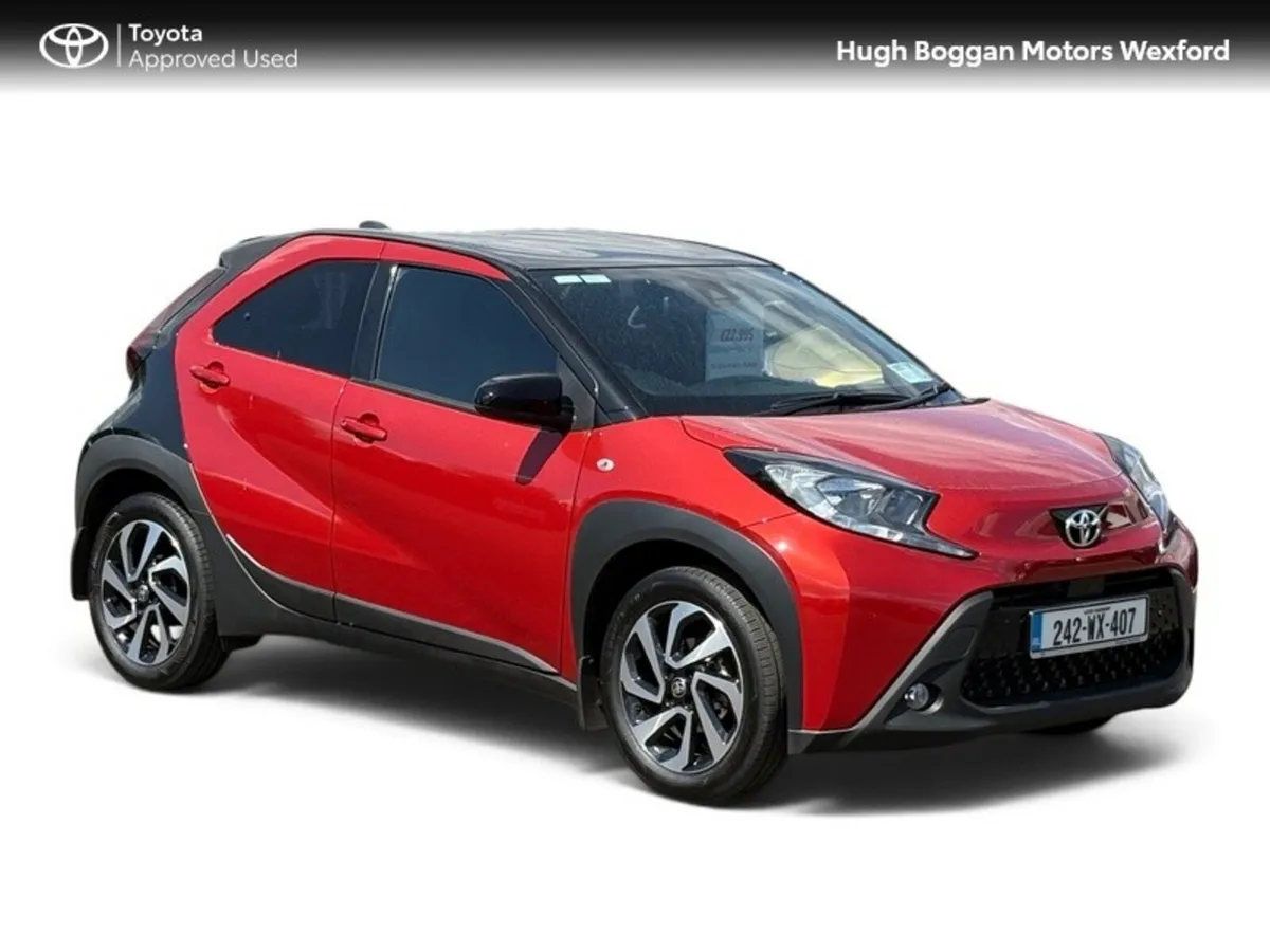 Toyota Aygo X DESIGN ONLY 10700 KMS!! - Image 1