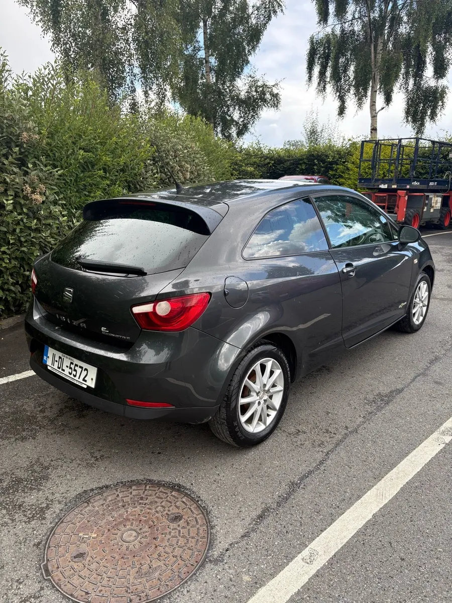 2011 Seat Ibiza - Image 2
