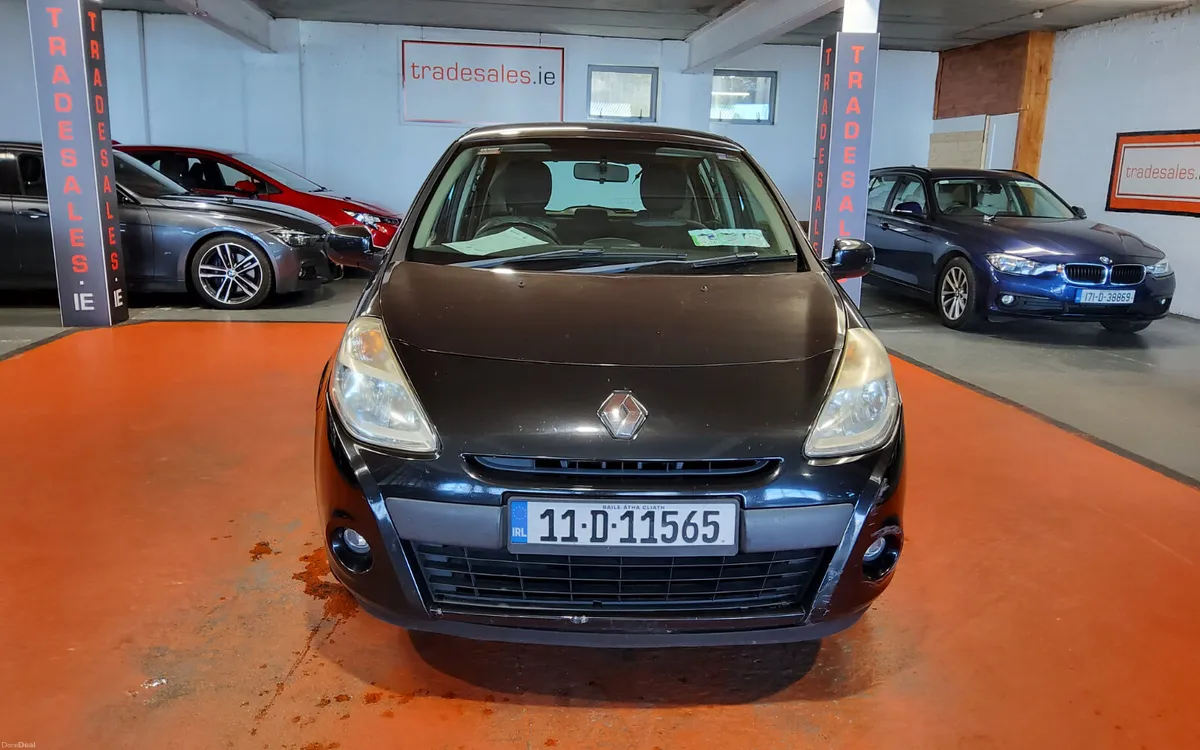 Renault Clio 2011 - Image 2