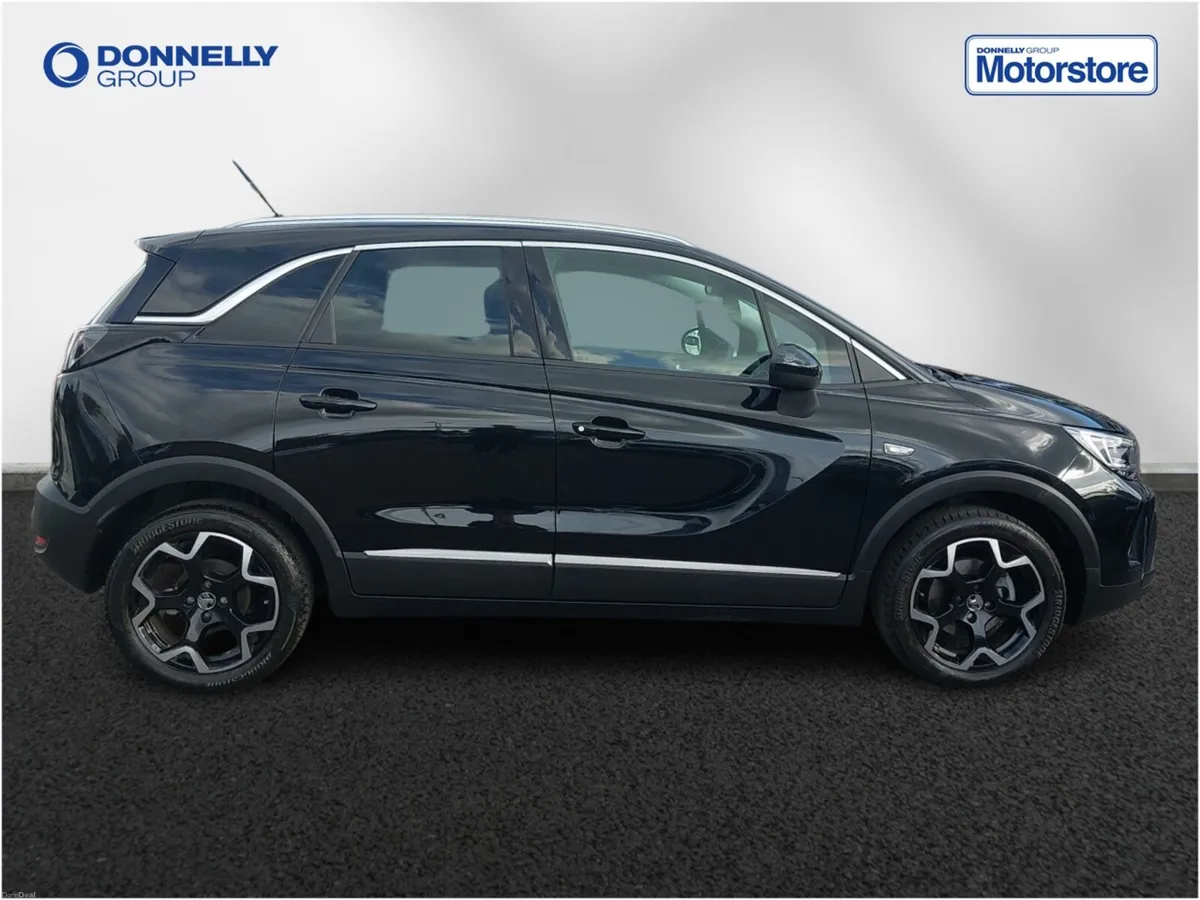 Vauxhall Crossland Diesel Hatchback Ultimate - Image 3