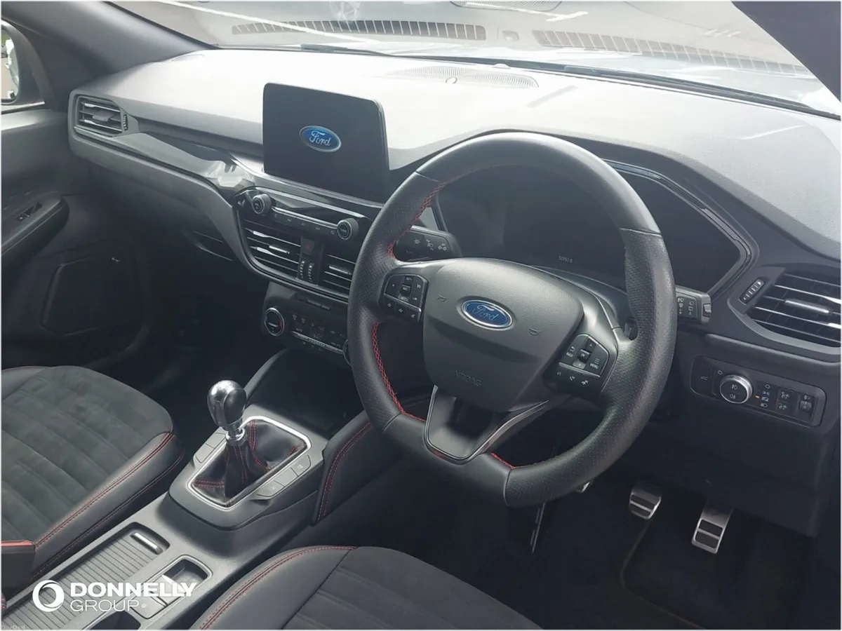 Ford Kuga Diesel Estate ST-Line Edition - Image 4
