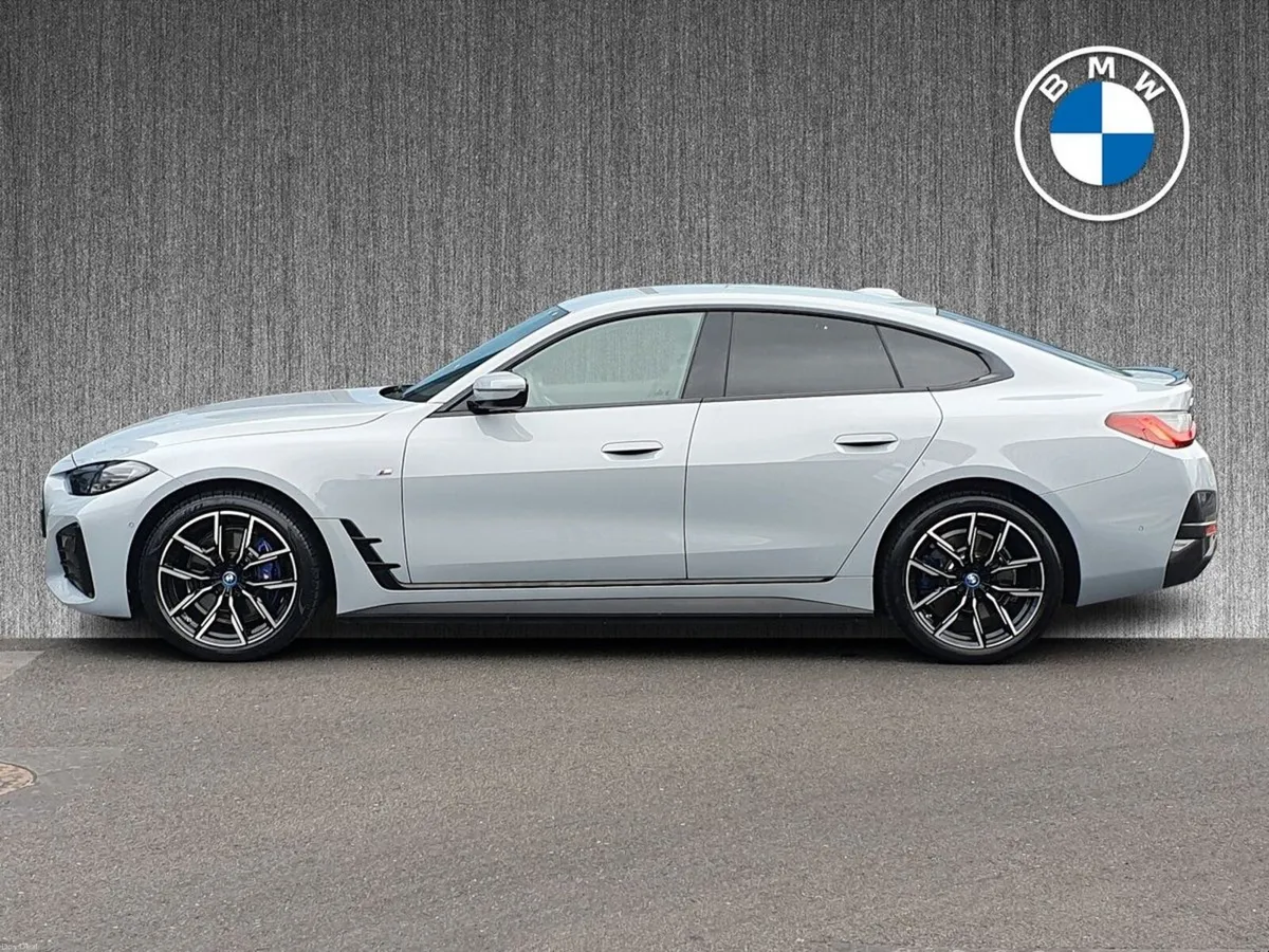 BMW i4 eDrive35 M Sport - Image 3
