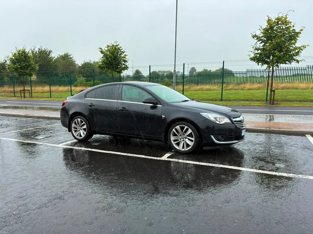 2013 Opel insignia 2liter diesel price €1500 - Image 3