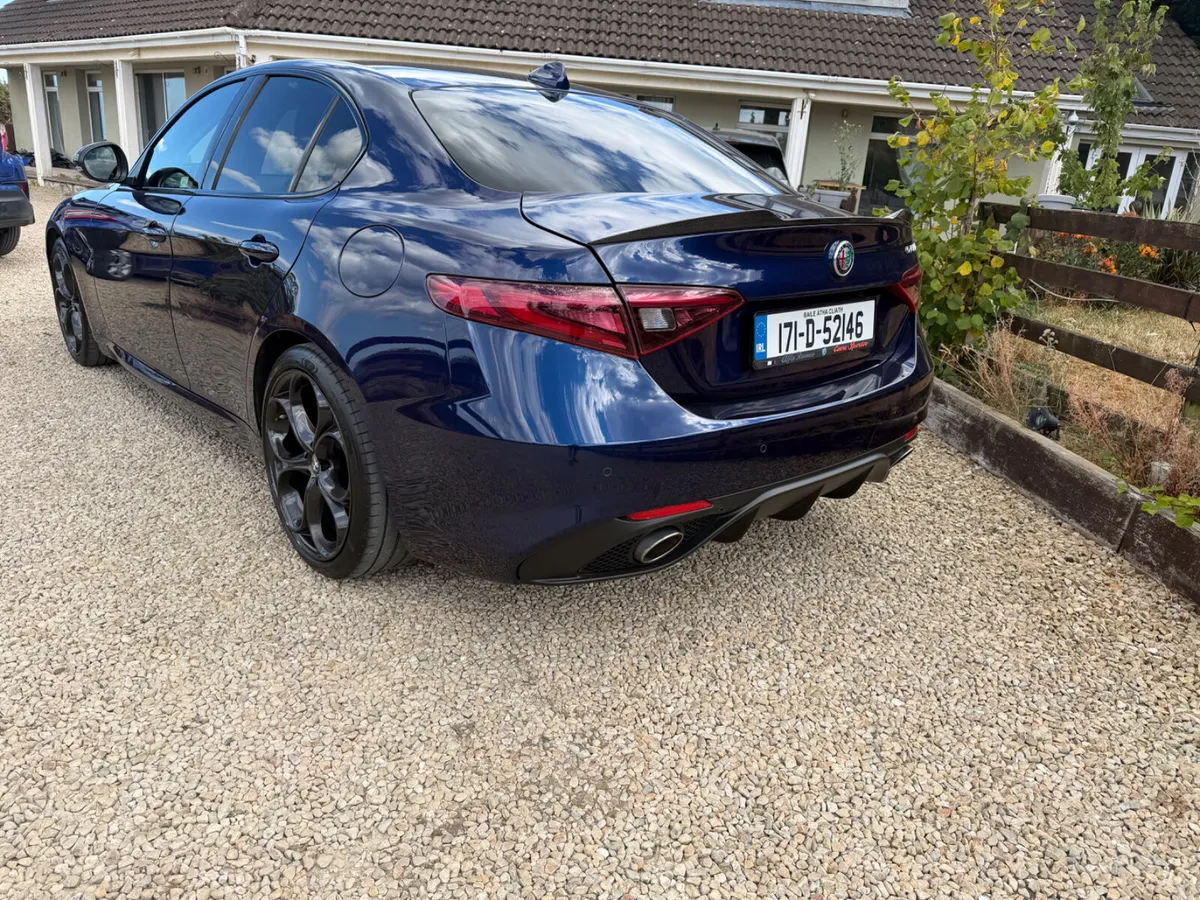 Alfa Romeo Giulia 2.2 Speciale 2017 - Image 6