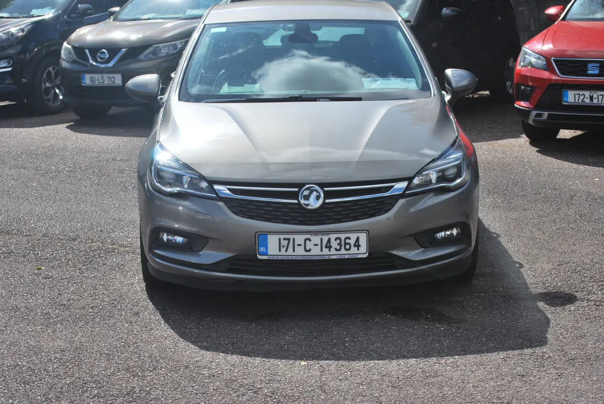 Vauxhall Astra 2017 Elite 1.6 CDTI - Image 2